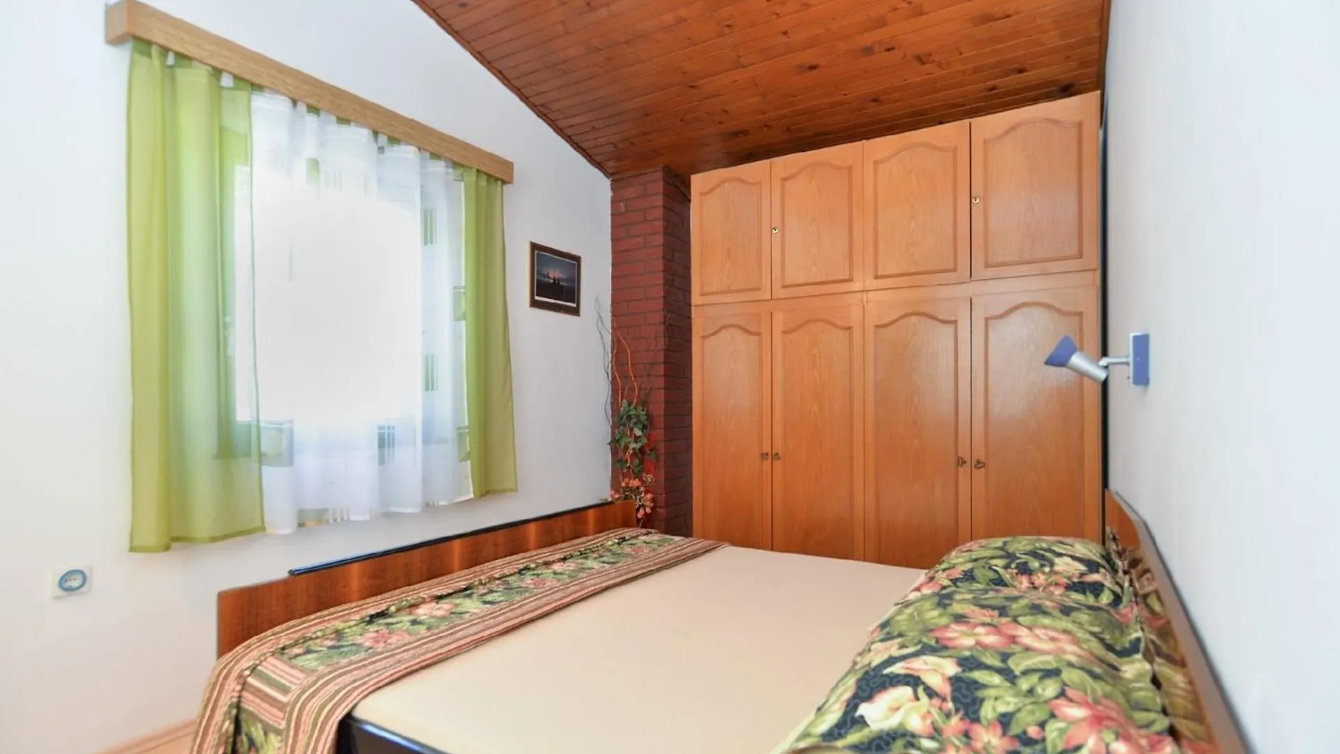 Ferienwohnung Fuer 4 Personen Ca 50 Qm In Liznjan, Istrien Suedkueste Von Istrien Apartment